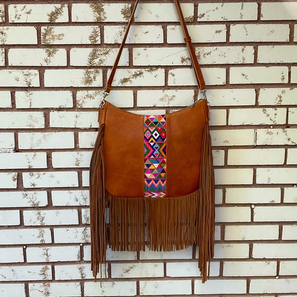 arloom Handbags - Arloom Large Handcrafted Fringe Leather Bag